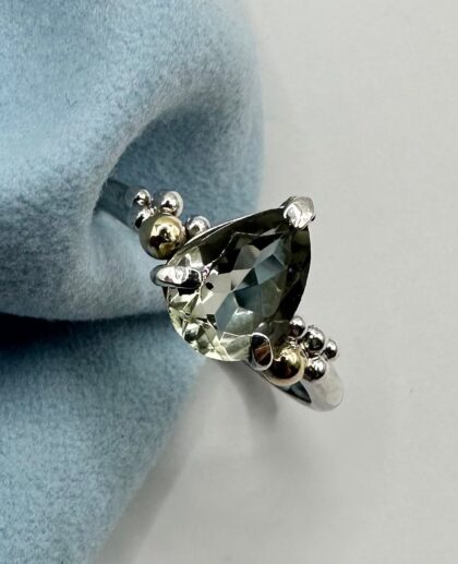 Pear stone Granulation ring Vaila
